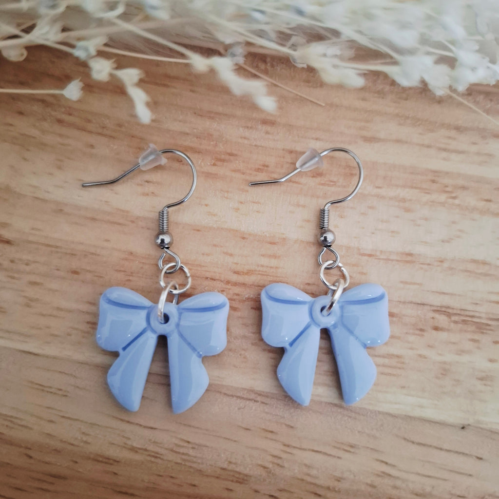 Boucles d'oreilles pendantes petit Noeud