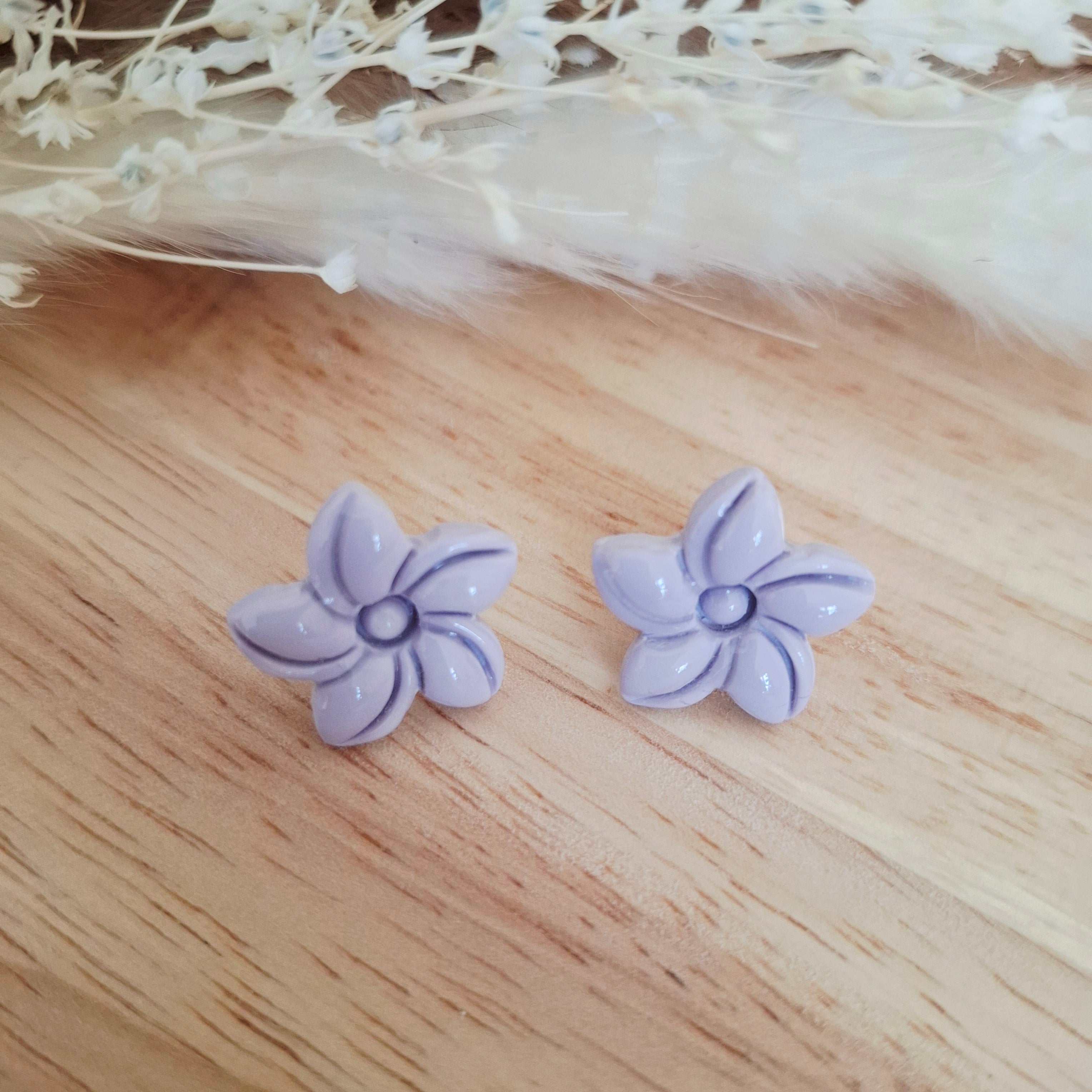 Boucles d'oreilles puces fleurs