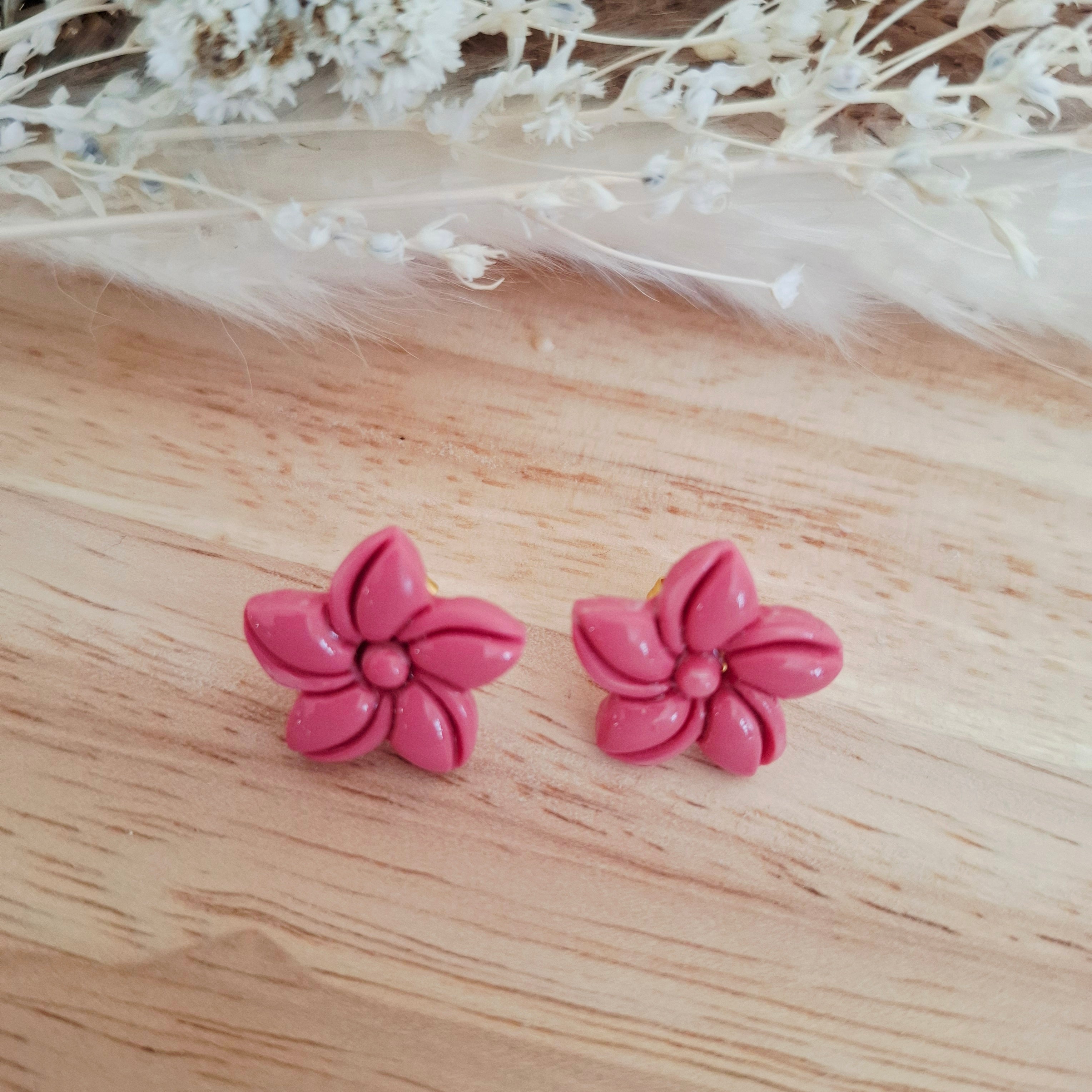 Boucles d'oreilles puces fleurs