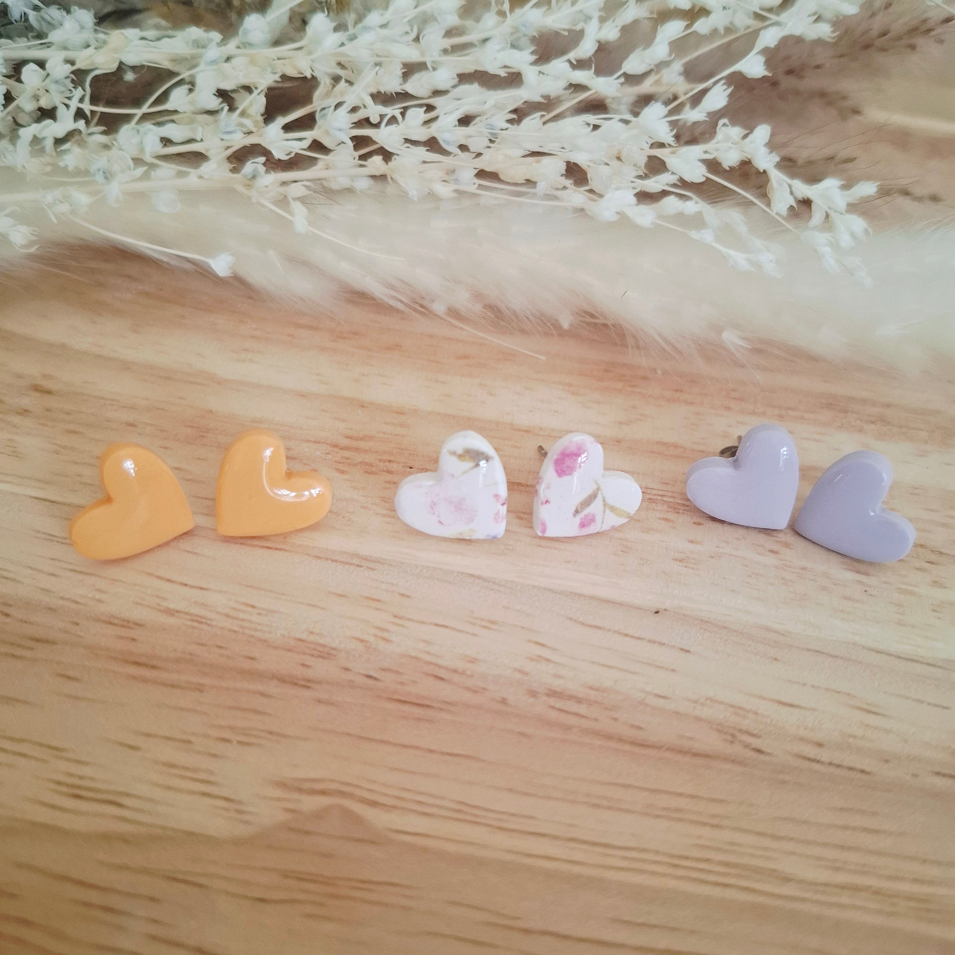 Boucles d'oreilles puces coeur
