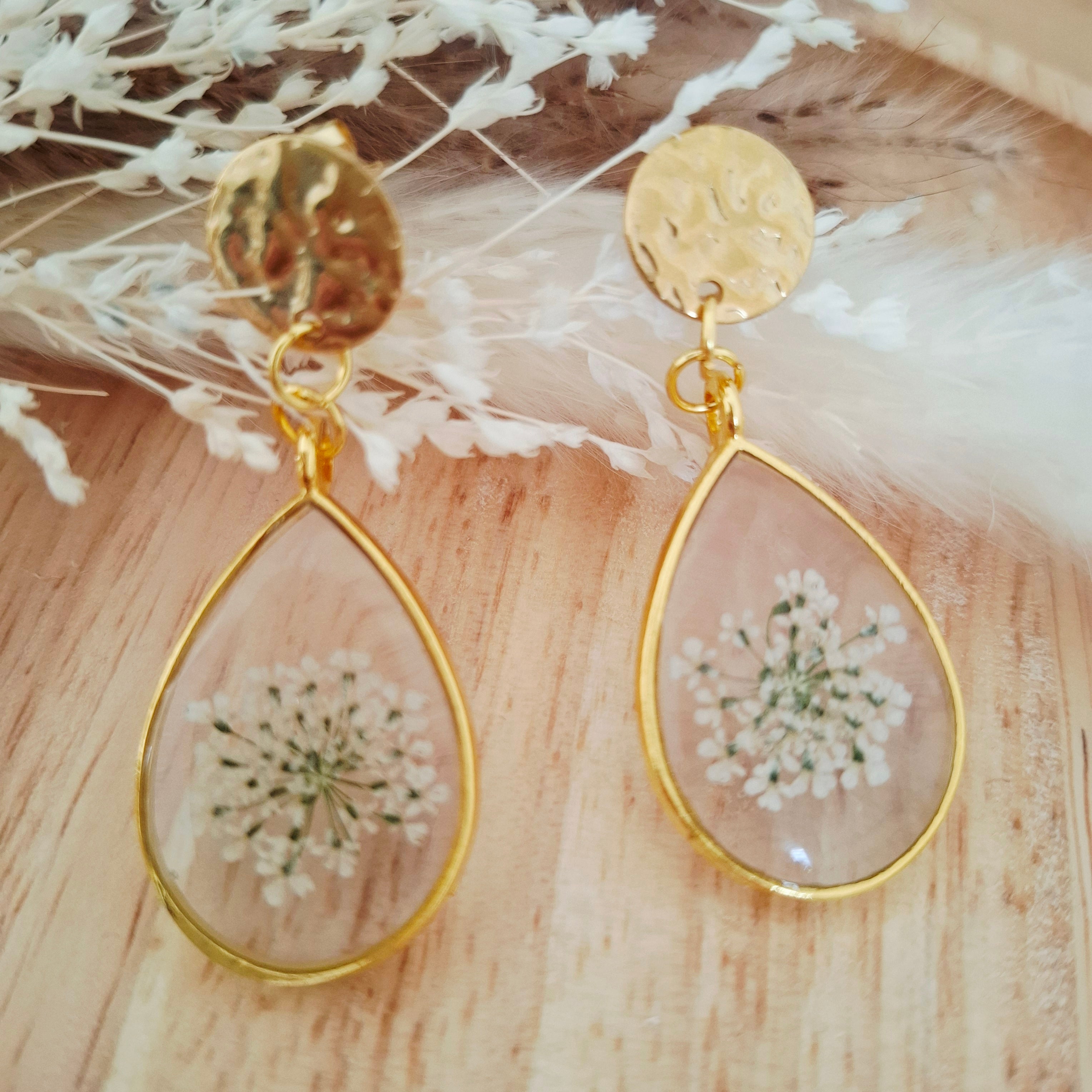 Boucles d'oreilles fleurs séchées Achillée