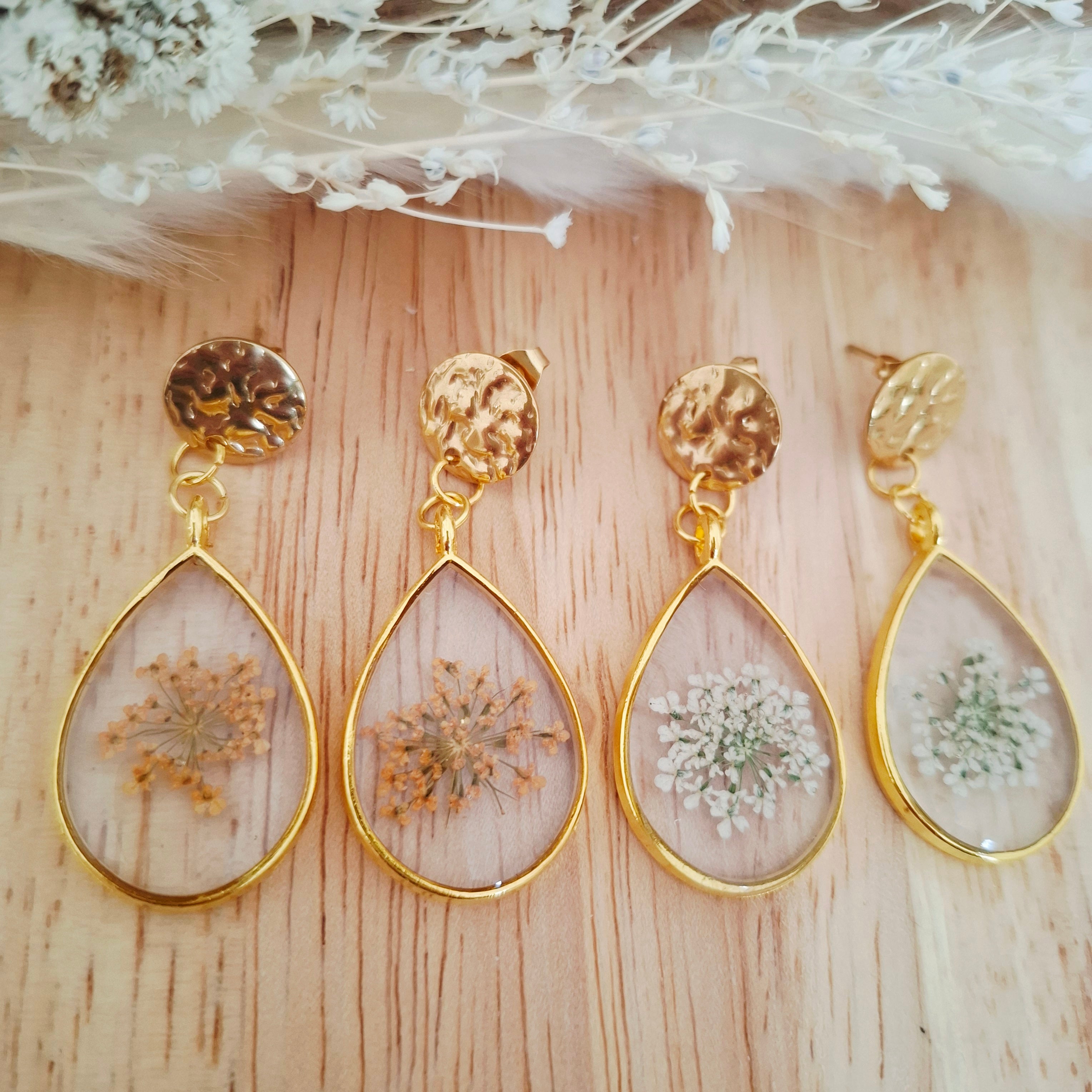Boucles d'oreilles fleurs séchées Achillée
