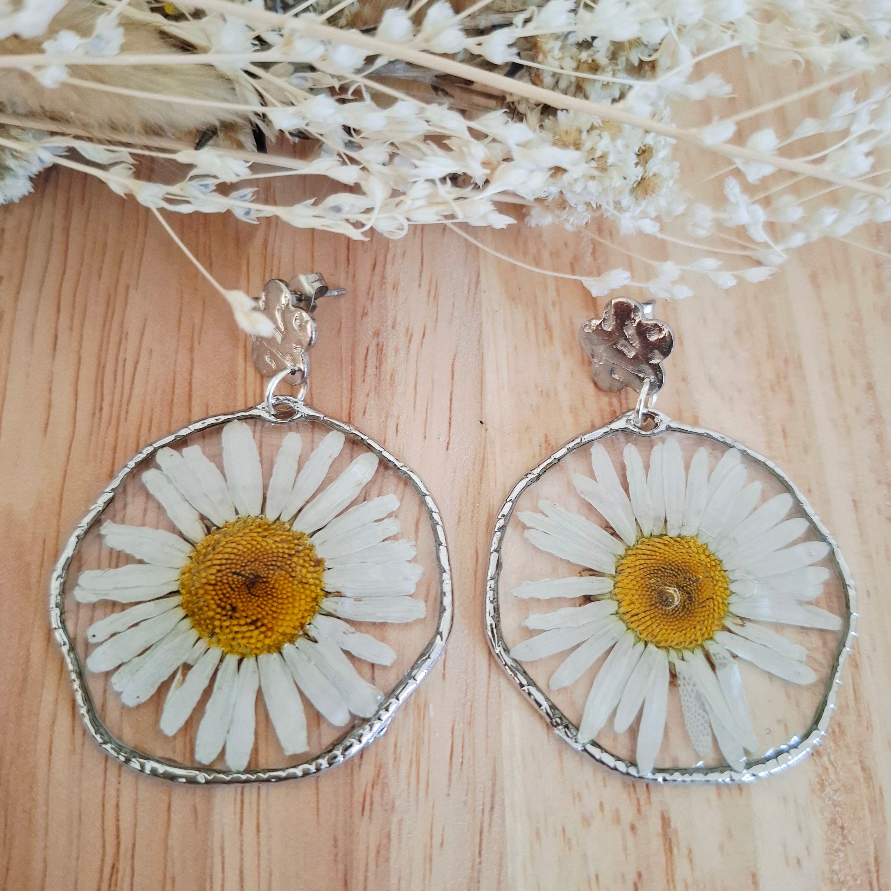 Boucles d'oreilles fleurs séchées Marguerites