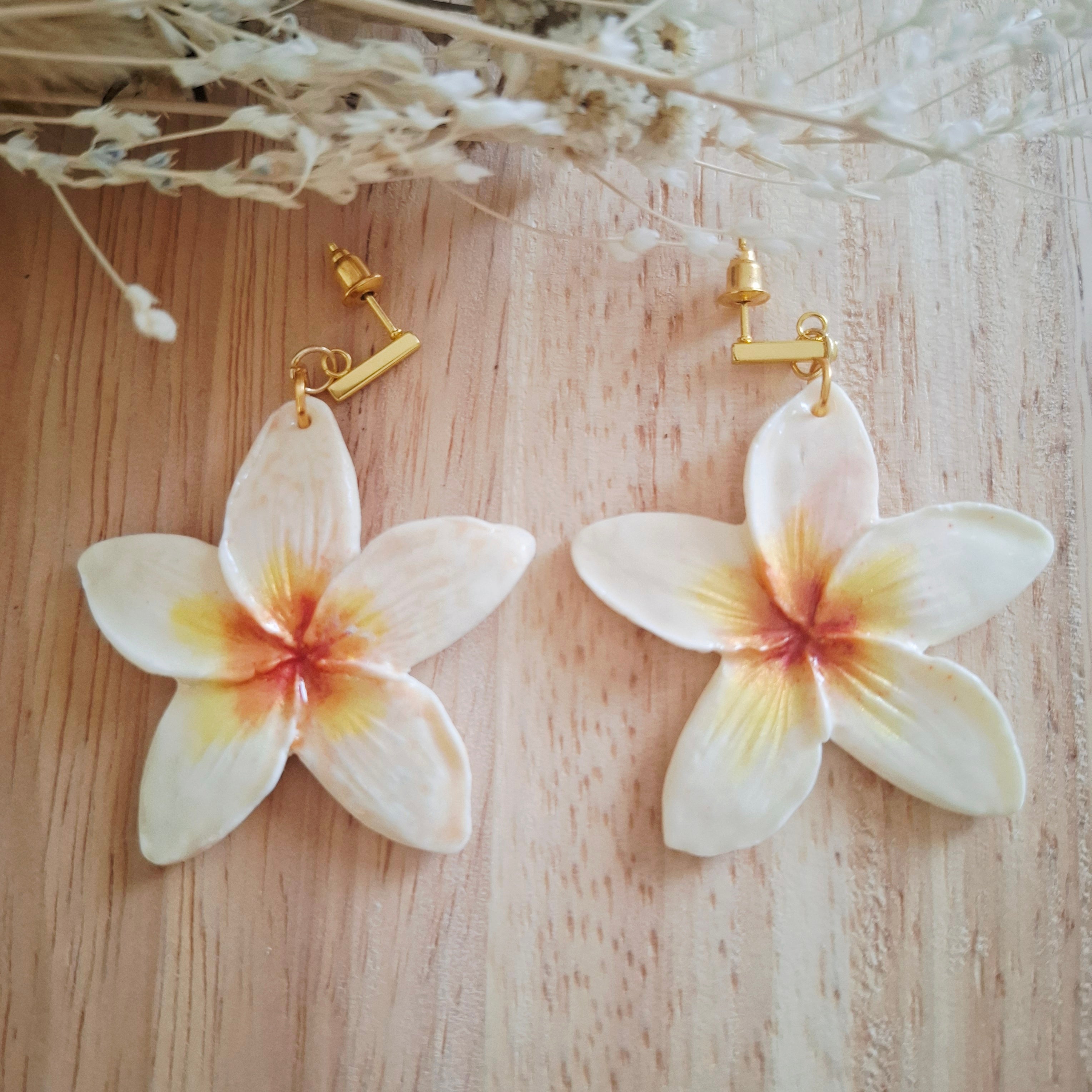 Boucles d'oreilles Plumeria