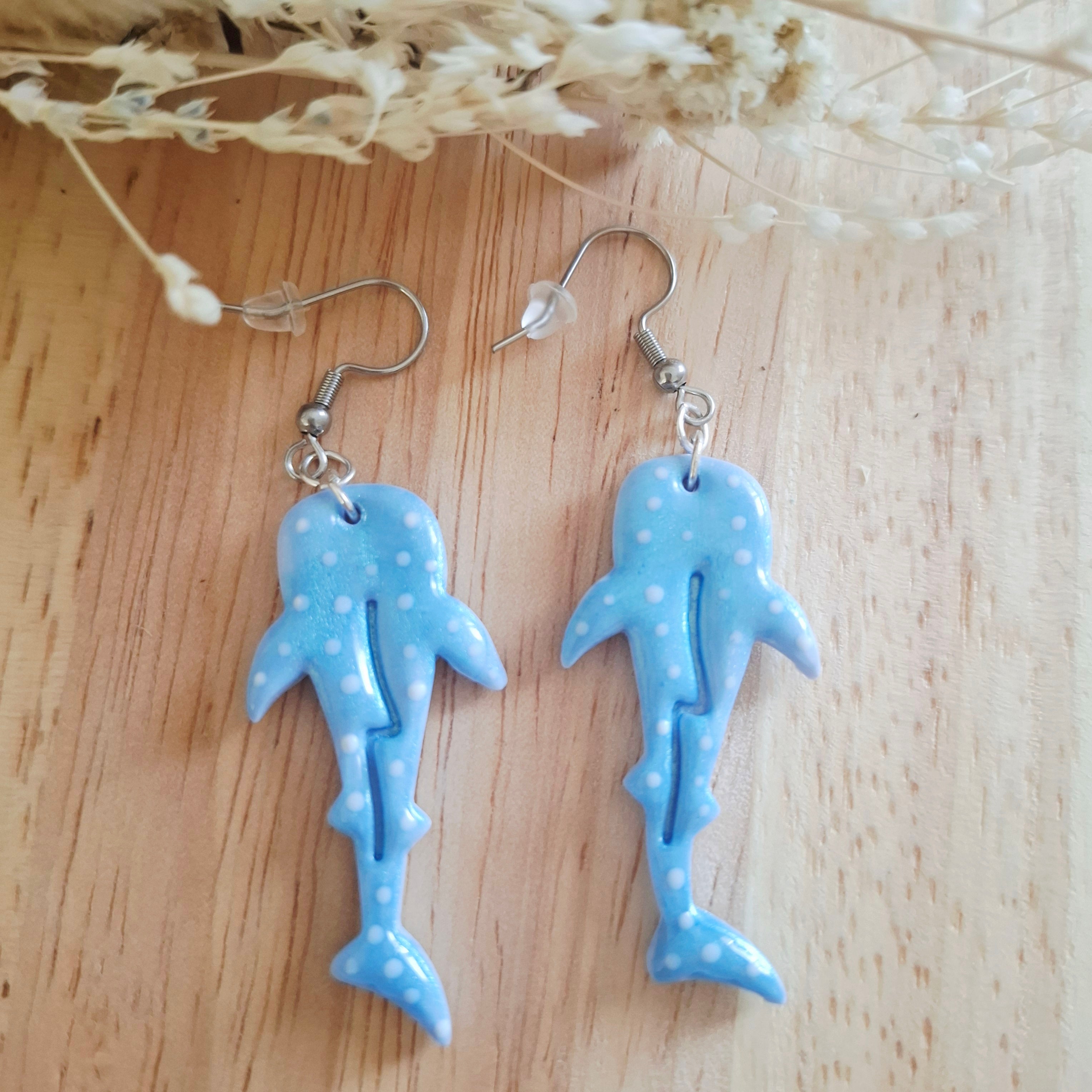 Boucles d'oreilles requin baleine