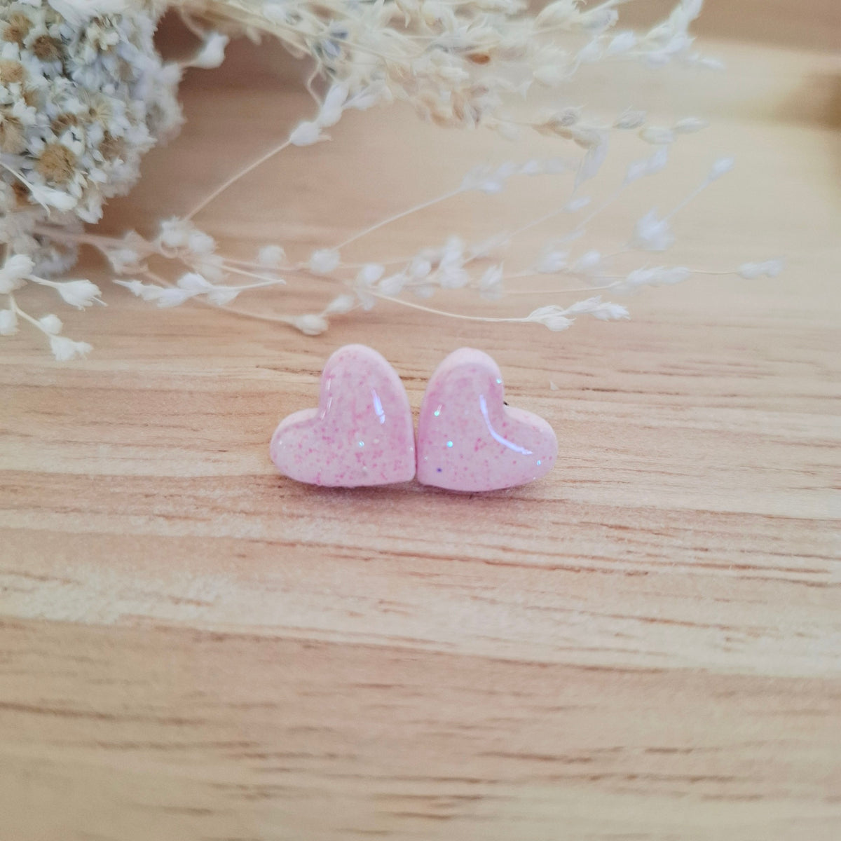 Boucles d'oreilles puces coeur