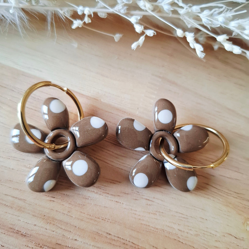 Les boucles d'oreilles Florettes