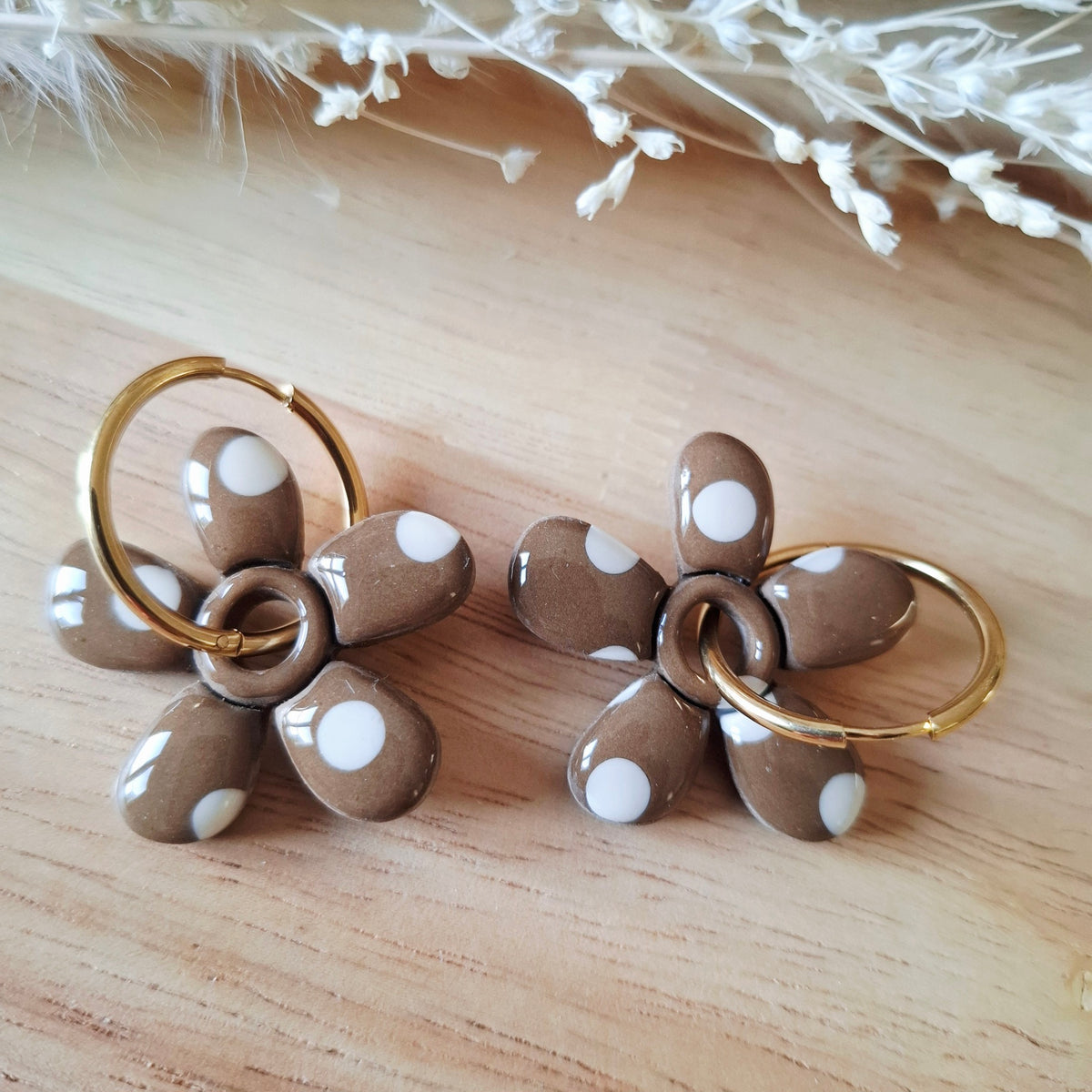 Les boucles d'oreilles Florettes
